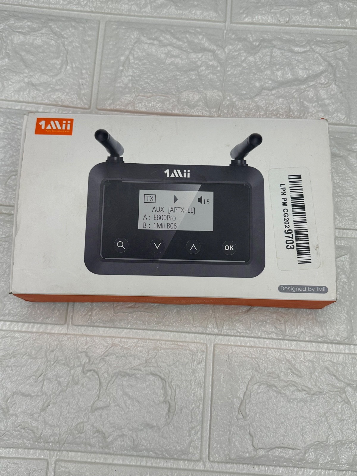 1Mii B0301 Black Bluetooth Long Range 2 In 1 Wireless Transmitter And Receiver
