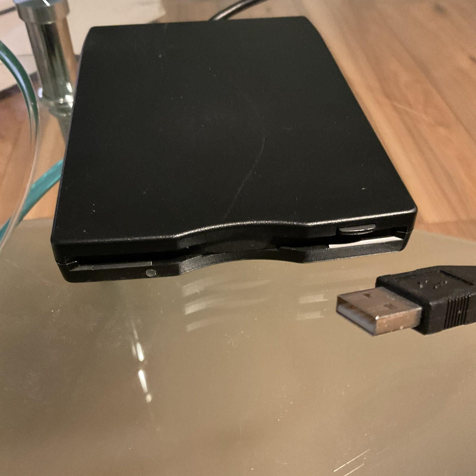 TEAC Corp Portable External USB Floppy Disk Drive Unit FD-05PUW not Tested