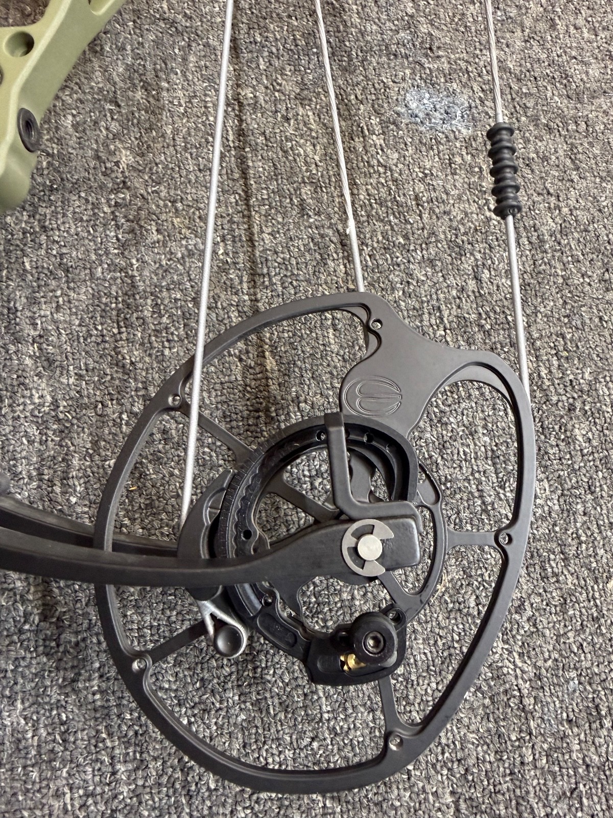 elite archery omnia compound bow