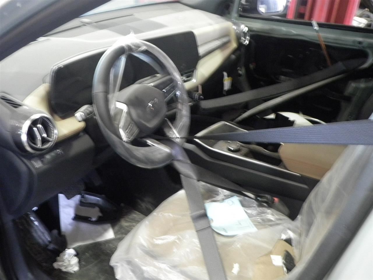 2025 Equinox 1.5L Lower Air Shutter Lower