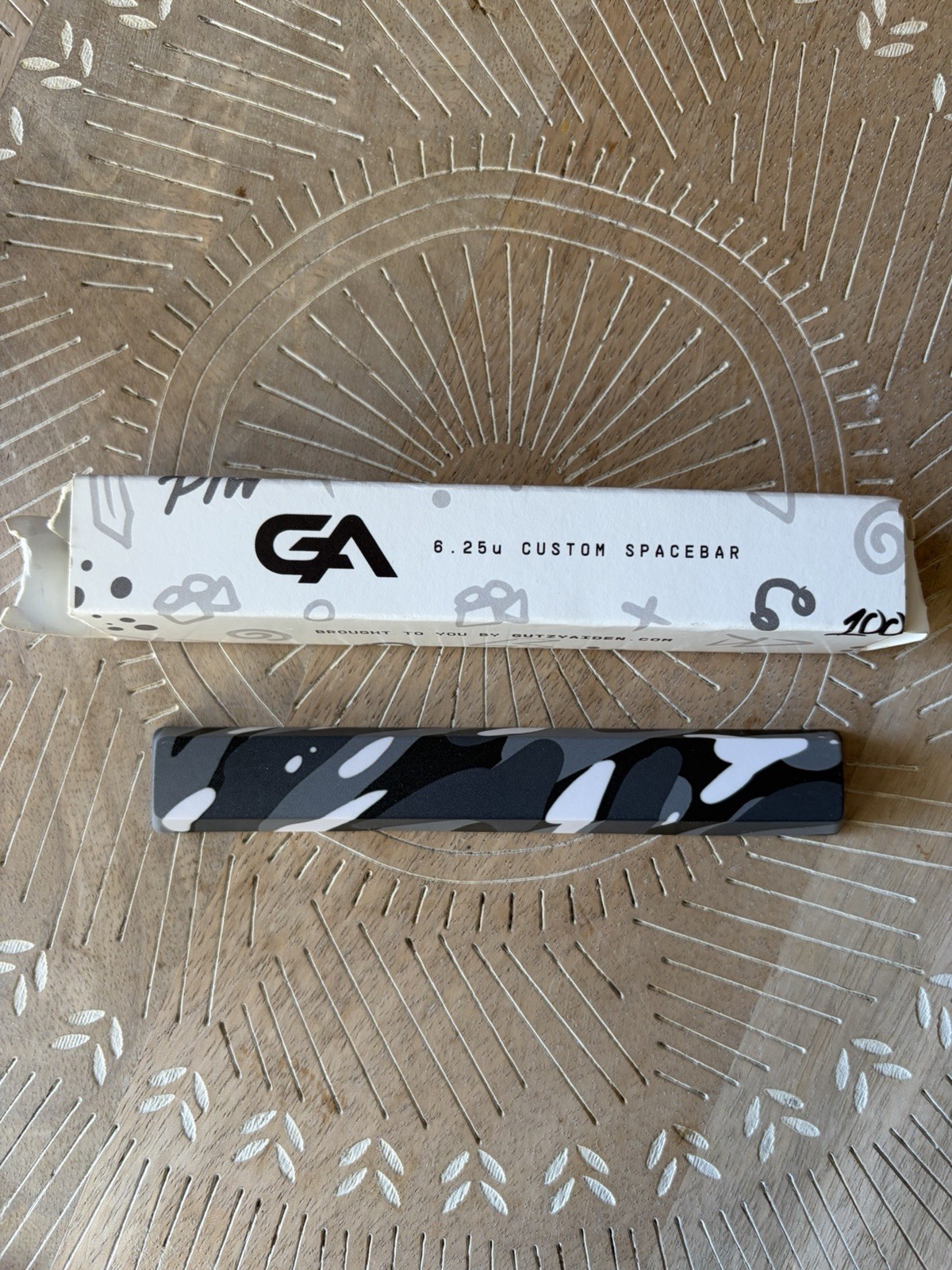 GUTZYAIDEN Keyboard Spacebar 6.25 u - BRAND NEW -