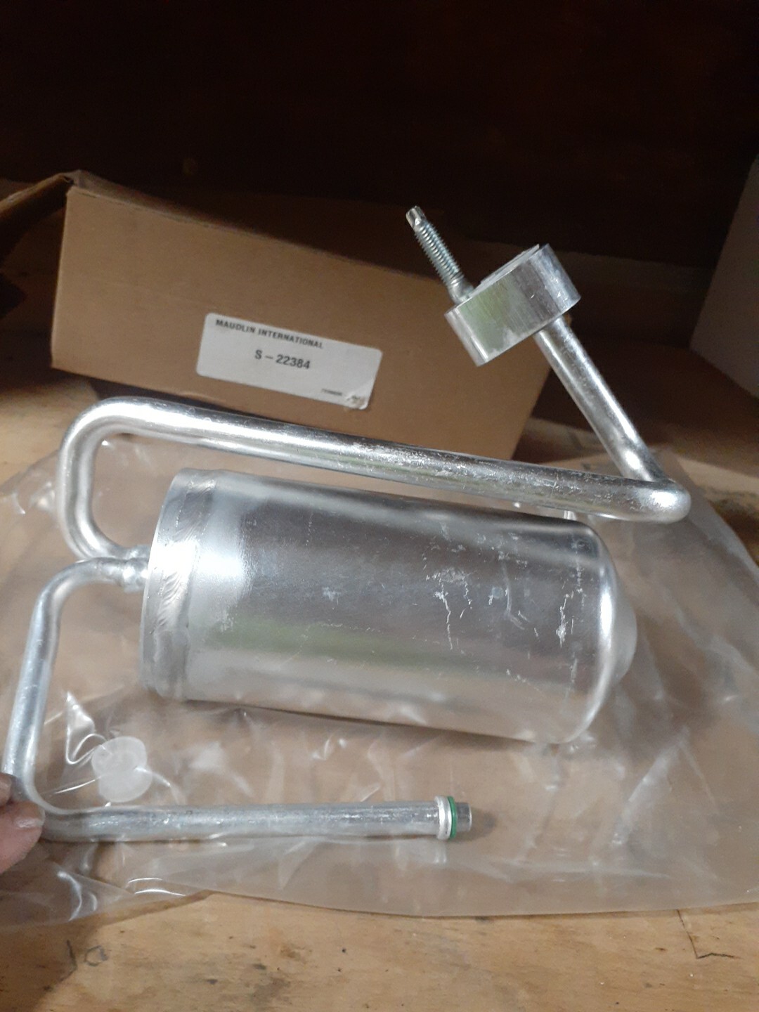NAVISTAR RECEIVER DRIER PART# S-22384