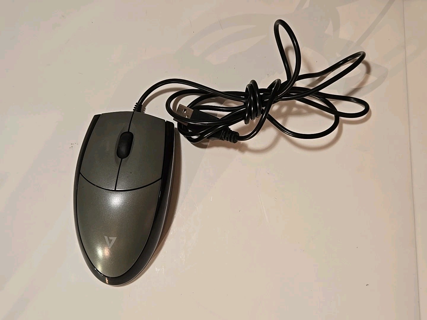 V7 MV3000010 Optical USB Mouse Wired Computer PC Laptop Accessory Tested Works