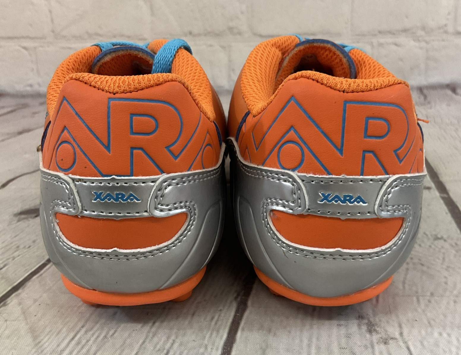Xara Soccer 9506 Velocity Cleat Shoes Electric Blue Fluid Orange Gray US 2.5