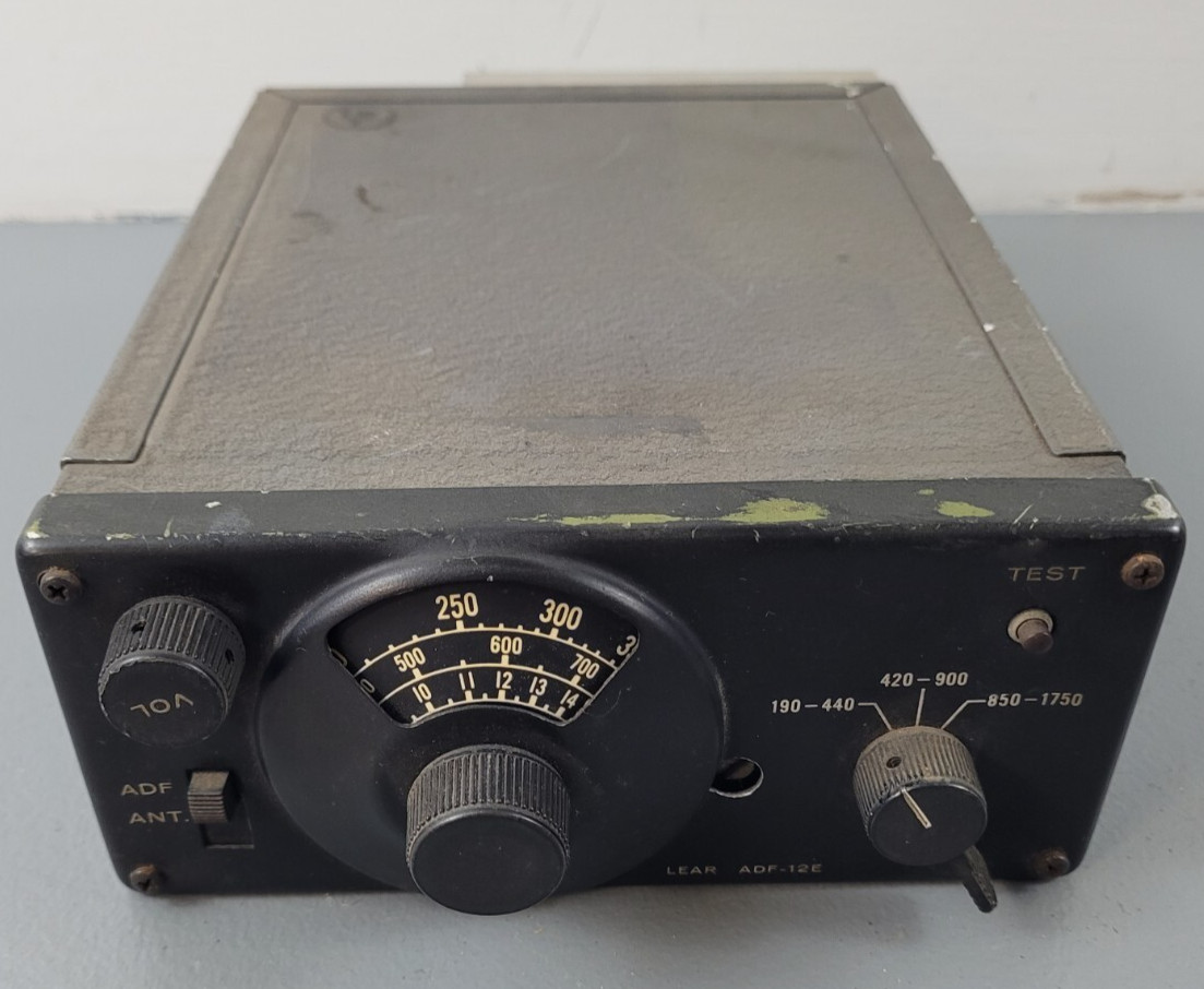 Vintage Aircraft Lear Receiver Auto Direction Finder ADF-12E Airplane