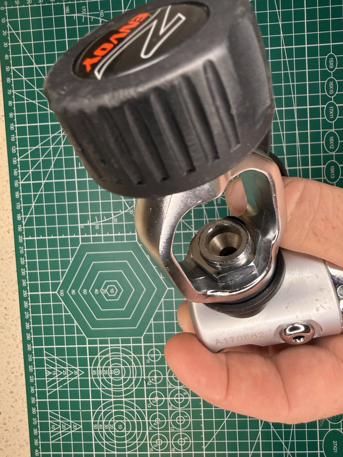 Zeagle Envoy 2 Scuba Diving Regulator Set-Yoke