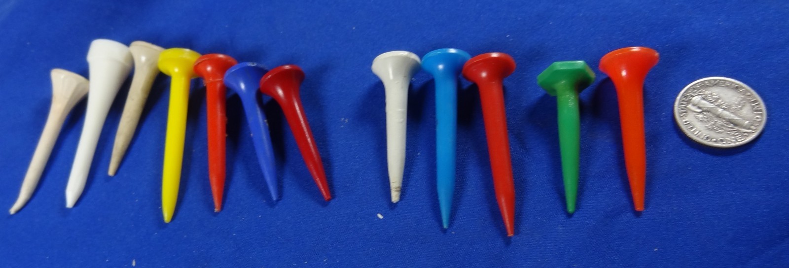12 ANTIQUE VINTAGE ADVERTISING GOLF TEES VERY COLLECTABLE