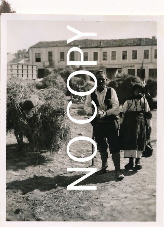 Photo WW II Wehrmacht in North Macedonia - Bitola Битола - Poor Locals X28