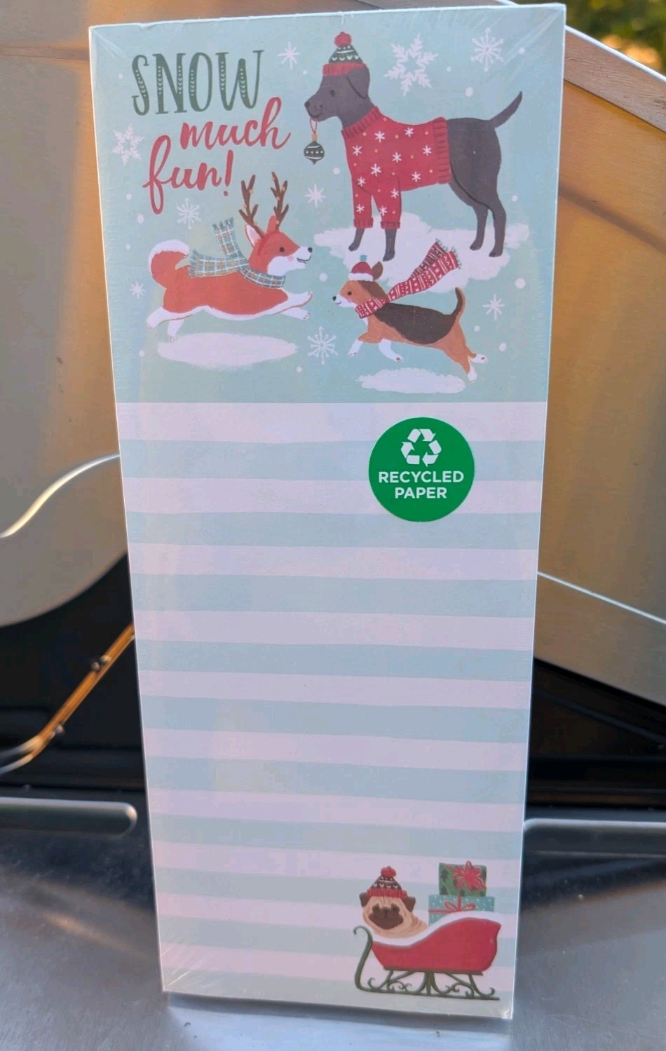 NOTE PAD DOGS SNOW MUCH FUN CHRISTMAS  PUG MAGNETIC FRIDGE CLEMENTINE GIFT NEW