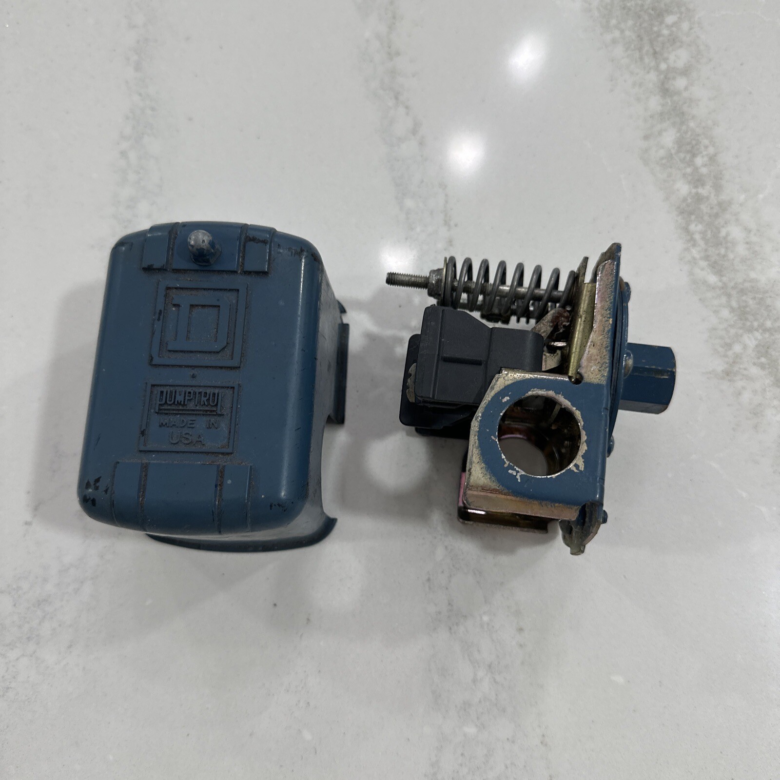 Square D Pumptrol Pressure Switch 9013 FSW2 572A Made in USA 30 ON 50 OFF