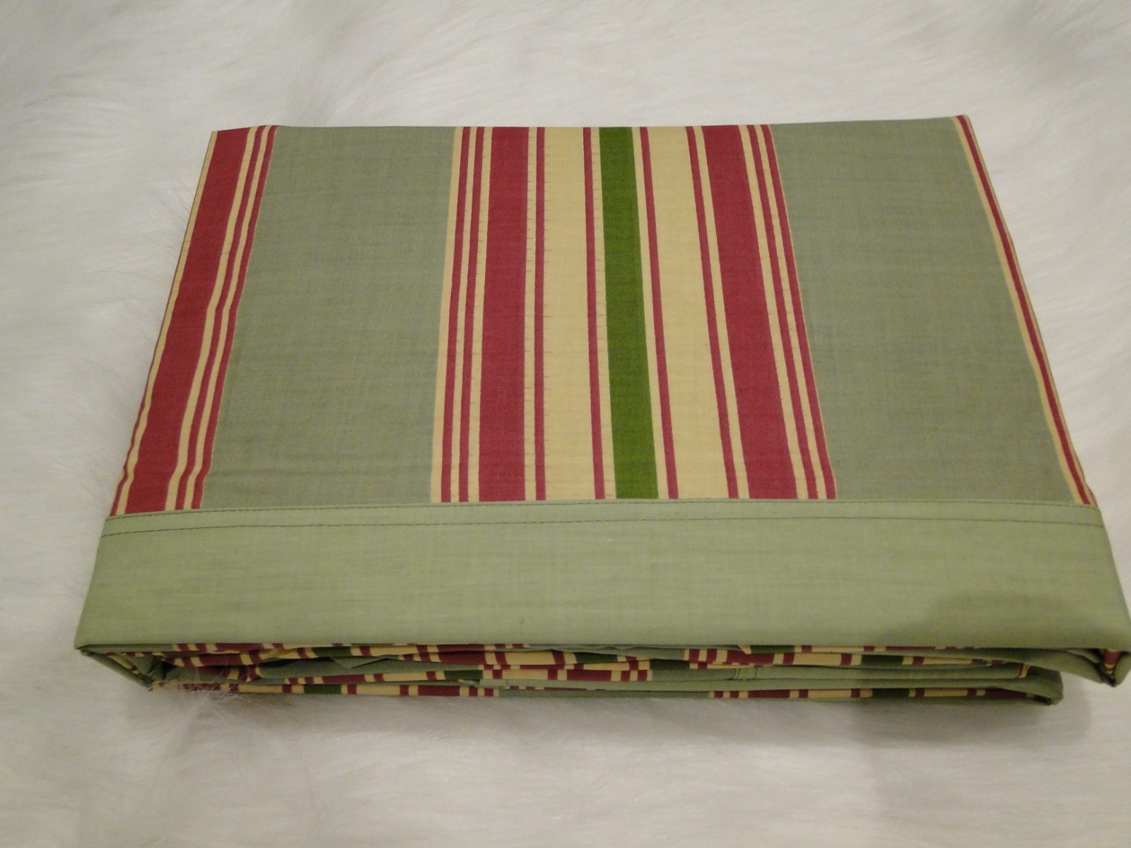 Last Sale!!! Double Bed Size Patridge Bed Sheet