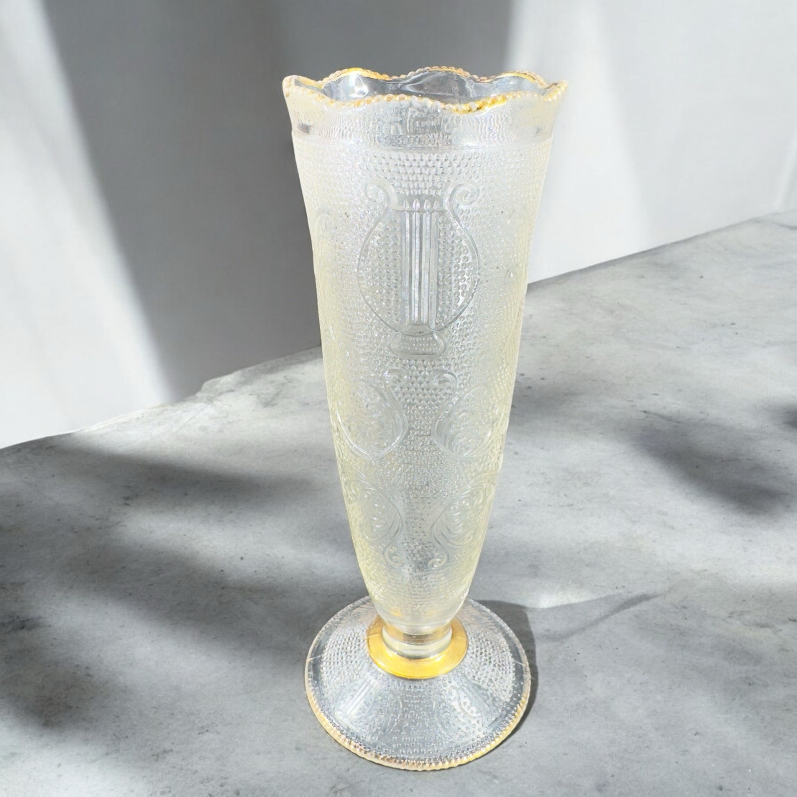 Jeannette Harp Glass Vase with 22K Beaded Gold Trim USA Tall Glass Vase Vintage