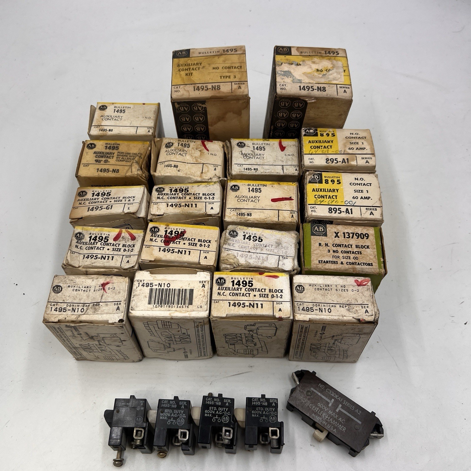 Lot Of Allen-Bradley 1495-N8 1495-G1 1495-N10 -N11 894-A1 Auxiliary Contacts