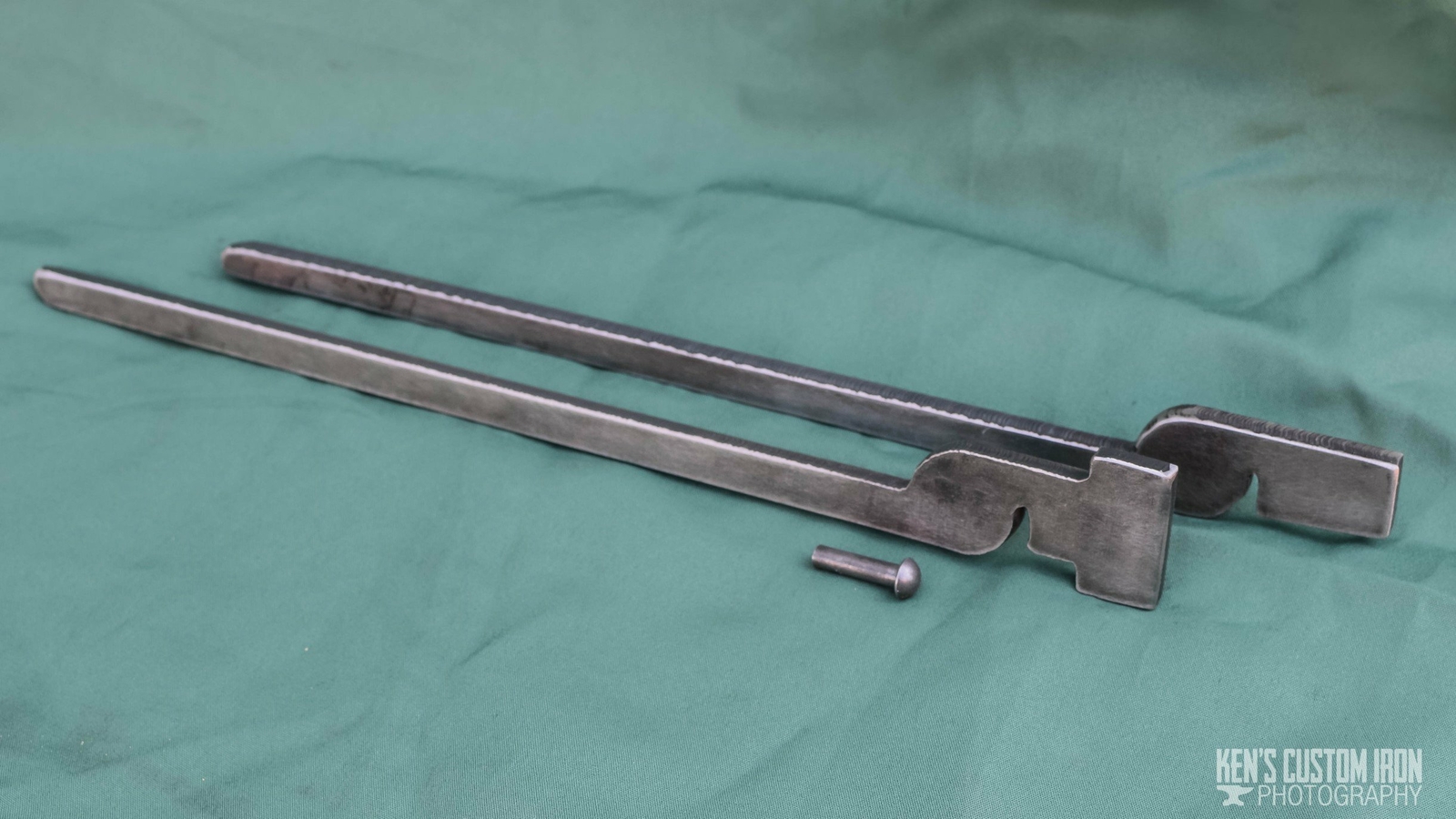 Made in USA - Rapid Box Jaw Tongs