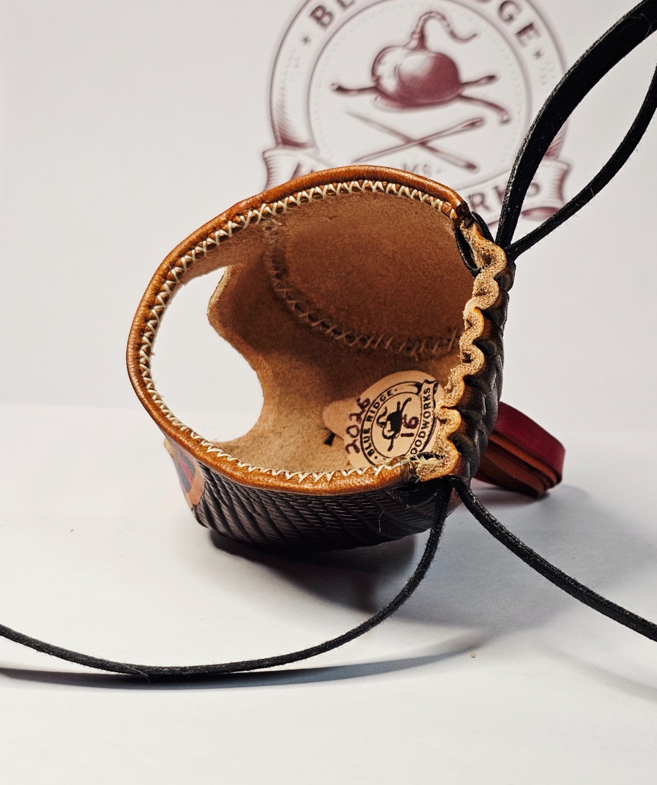 Size 16 arab falconry hood