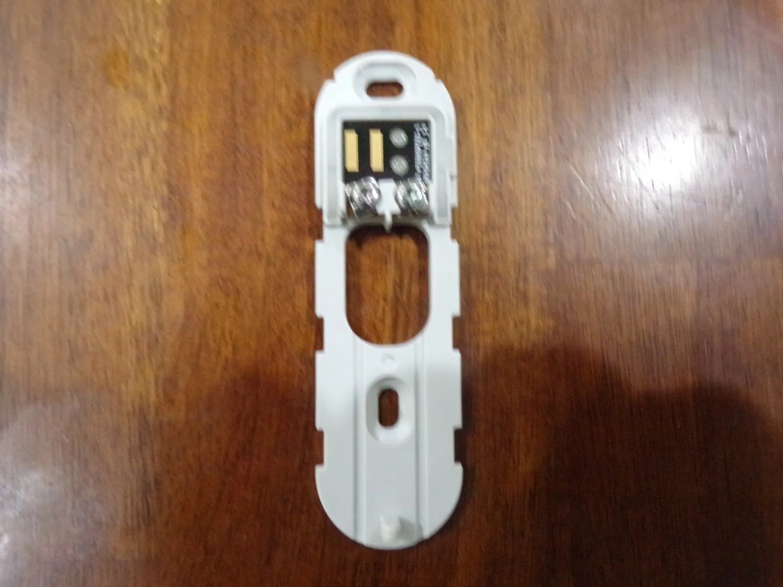 simplisafe power plate for doorbell,