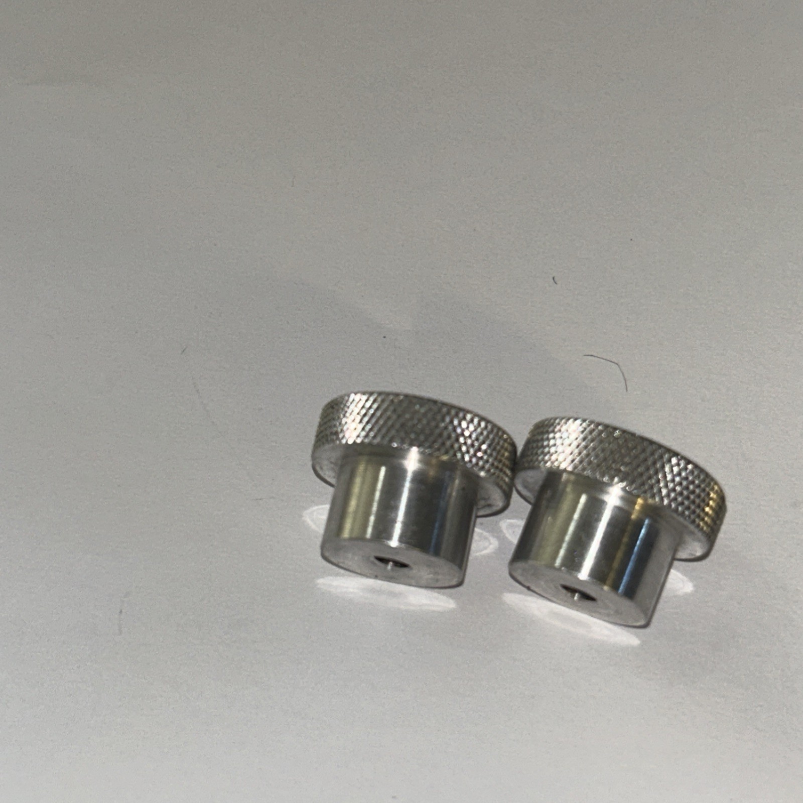 980095 Knob