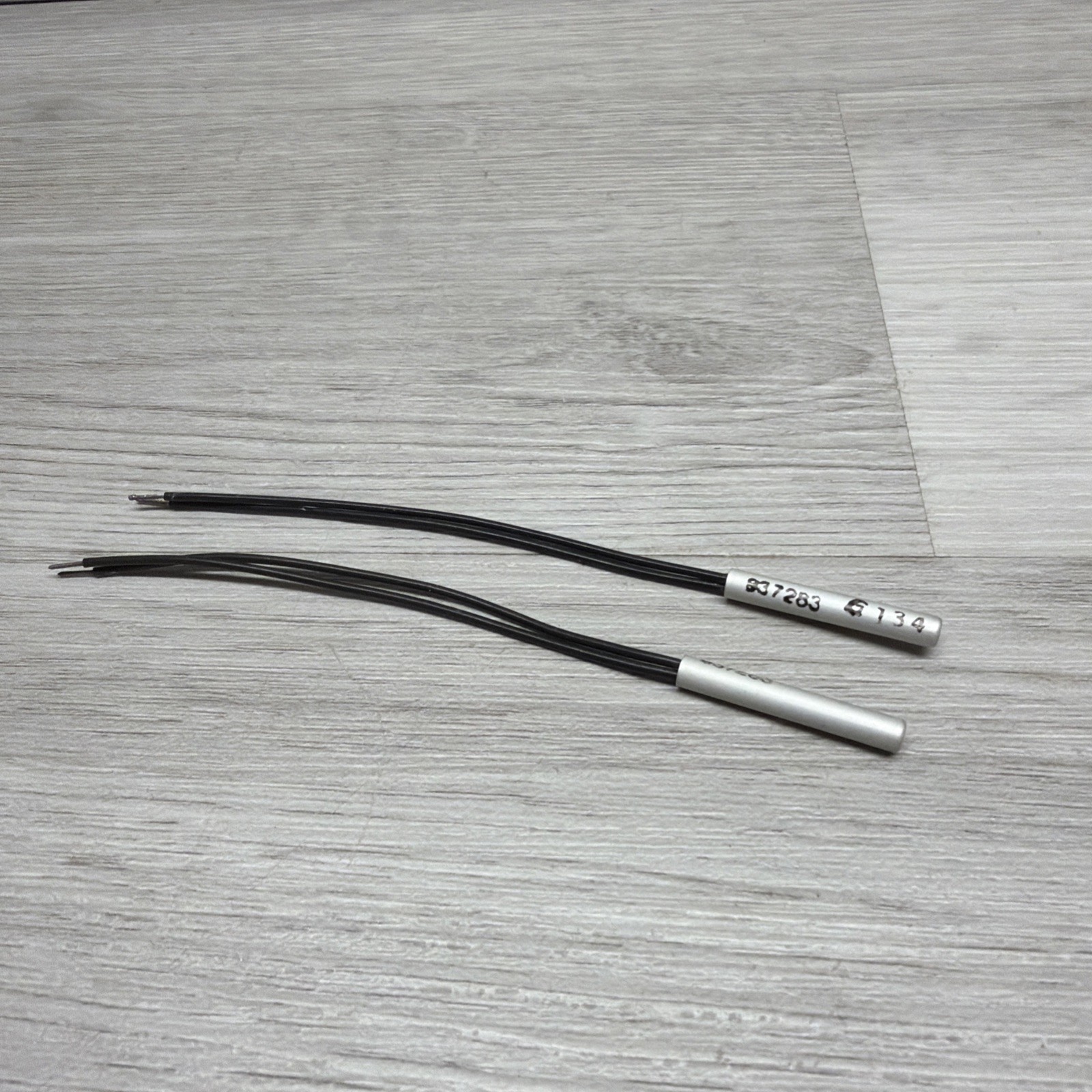 Lot Of 2 Nordson 937283 RTD Sensor, New