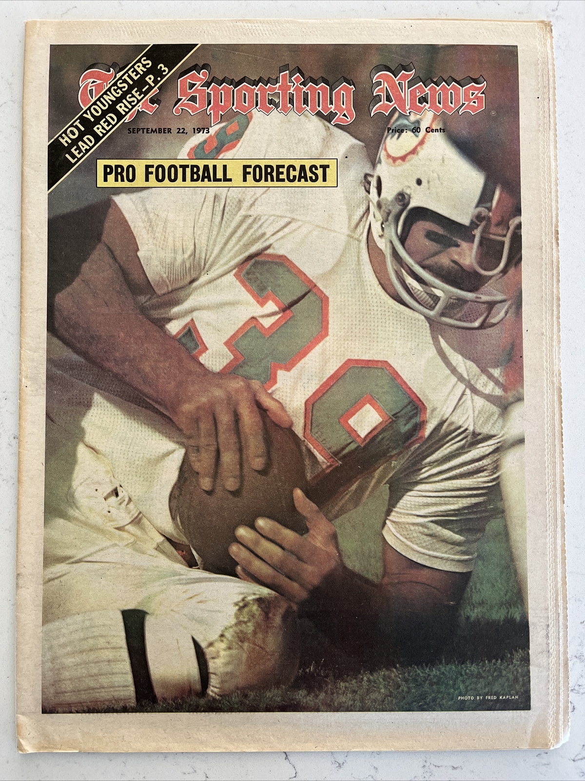 The Sporting News September 22, 1973 Larry Csonka Miami Dolphins! (B179)