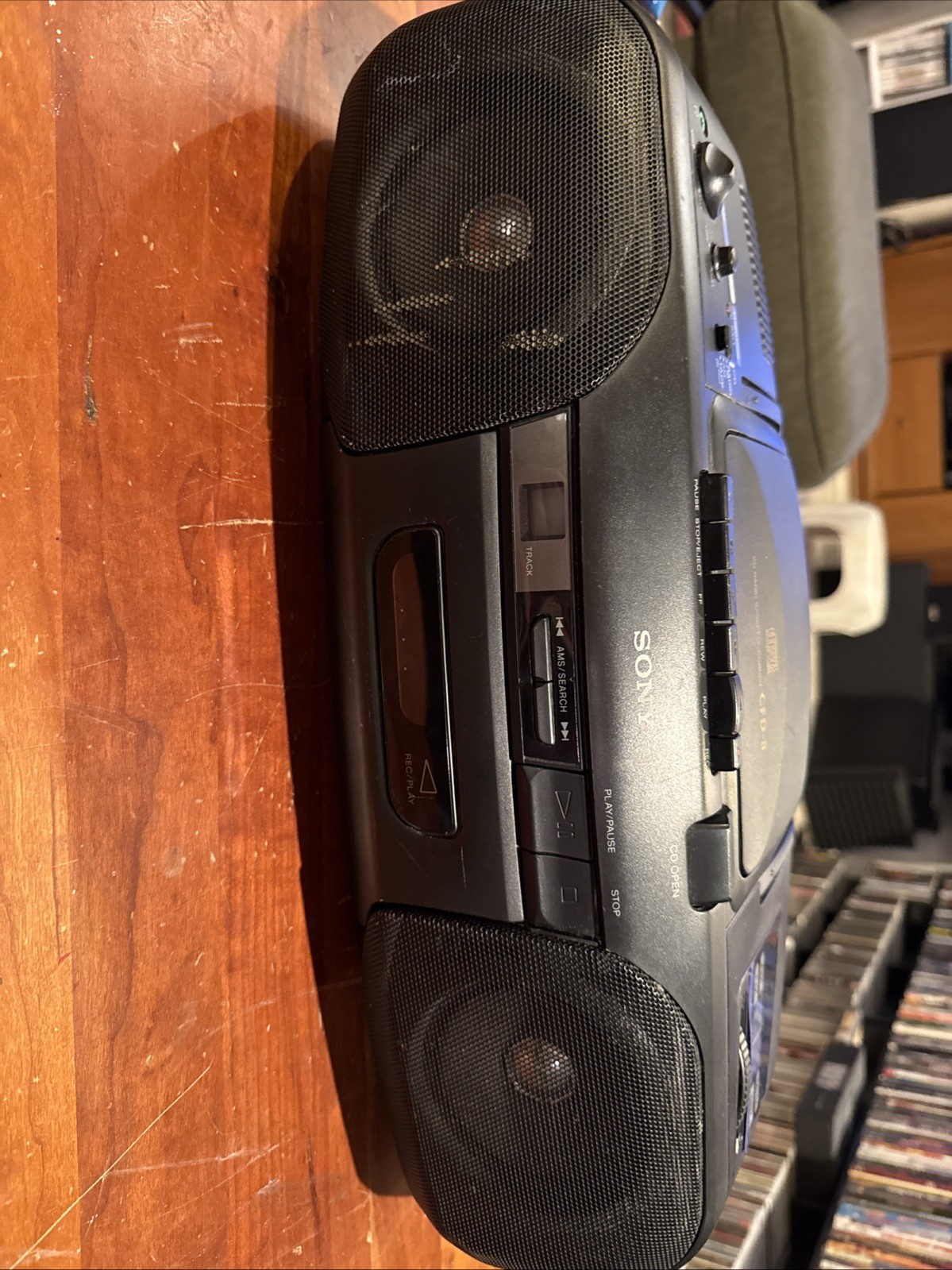 90's SONY CFD-8 Boombox CD Radio Work- Tape Deck Does Not