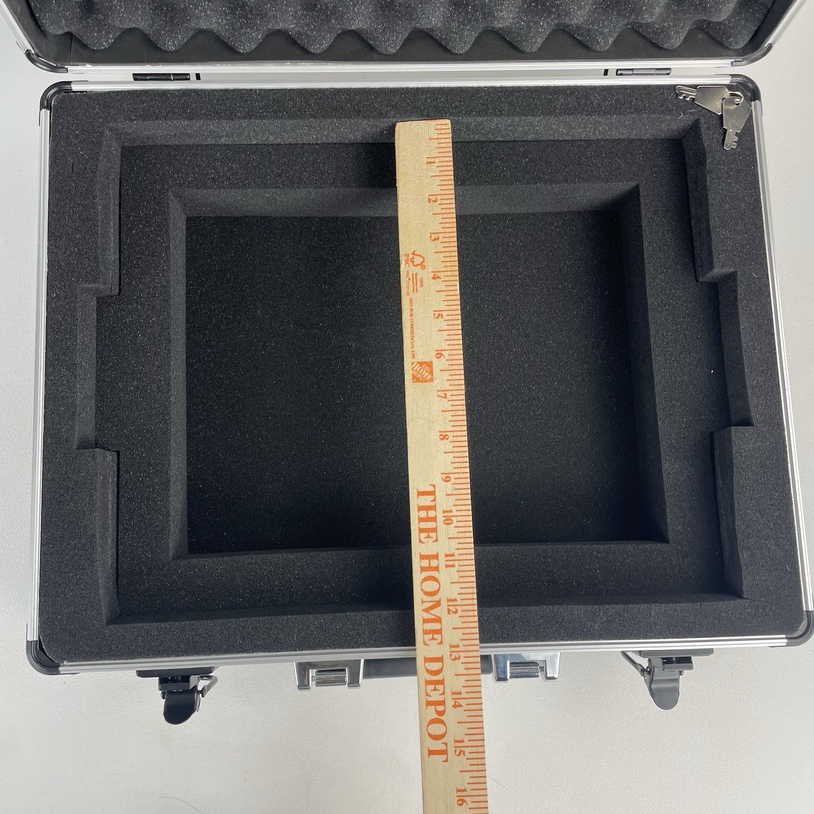 Analog Cases UNISON Custom Hardshell Foam Case 18x14” Locking w/ Keys