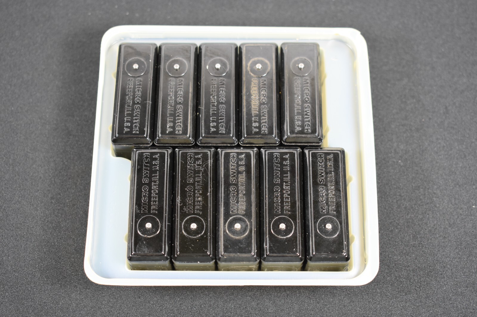 ONE (1) Honeywell Micro Switch New + BZ-7R-A2