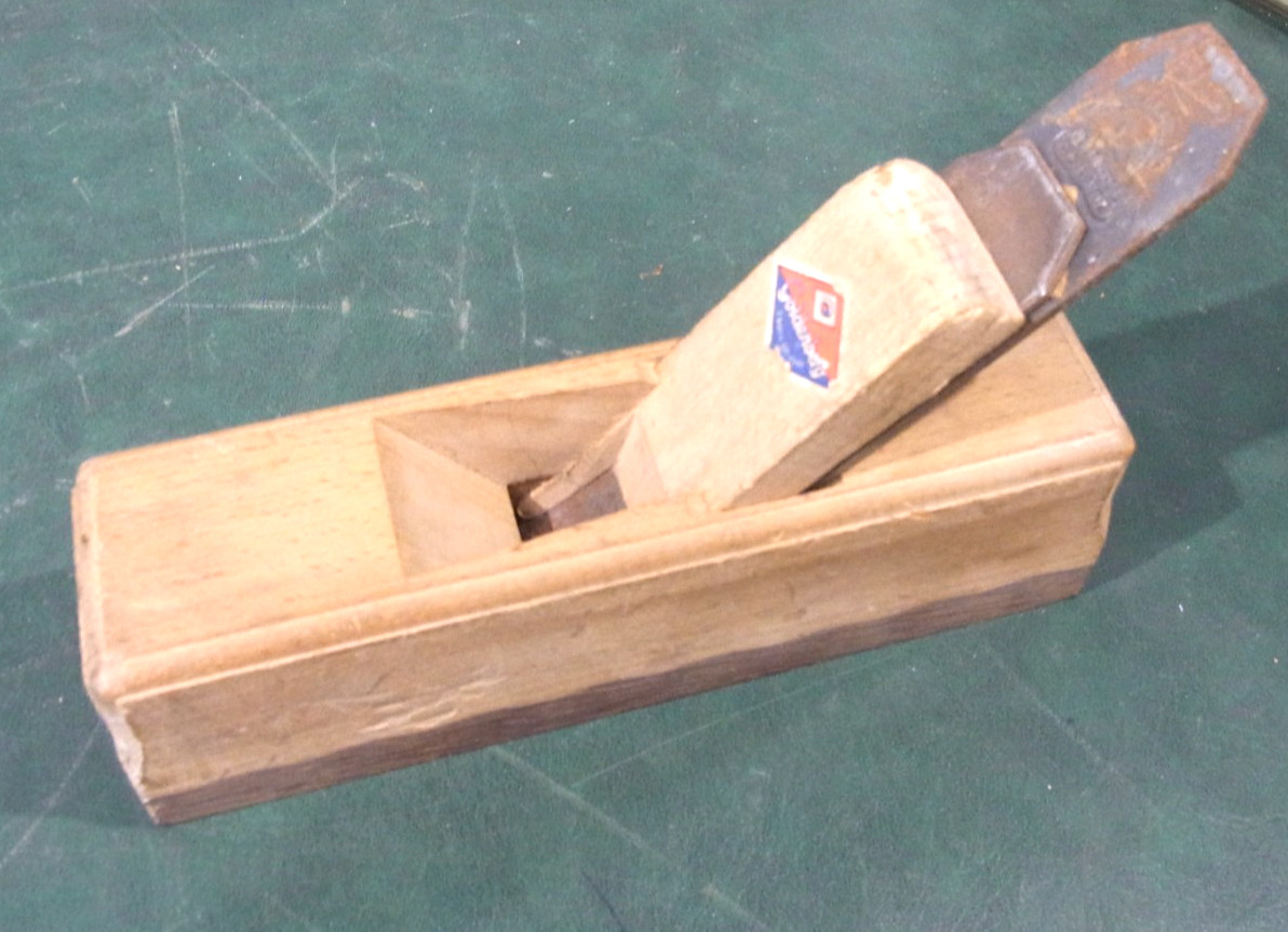 Vintage Goldenberg Wooden Plane Nutwood Sole 23cm France