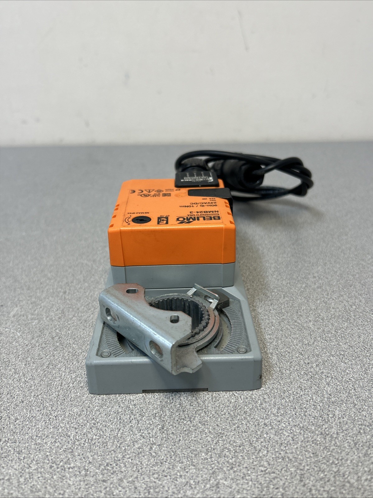 Belimo NMB24-3 24VAC/DC Damper Actuator