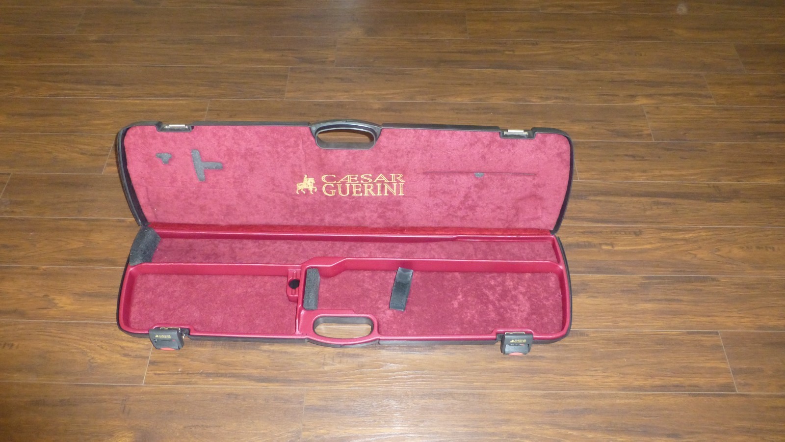 Negrini Caesar Guerini Black On Burgundy O/U Factory Shotgun Case