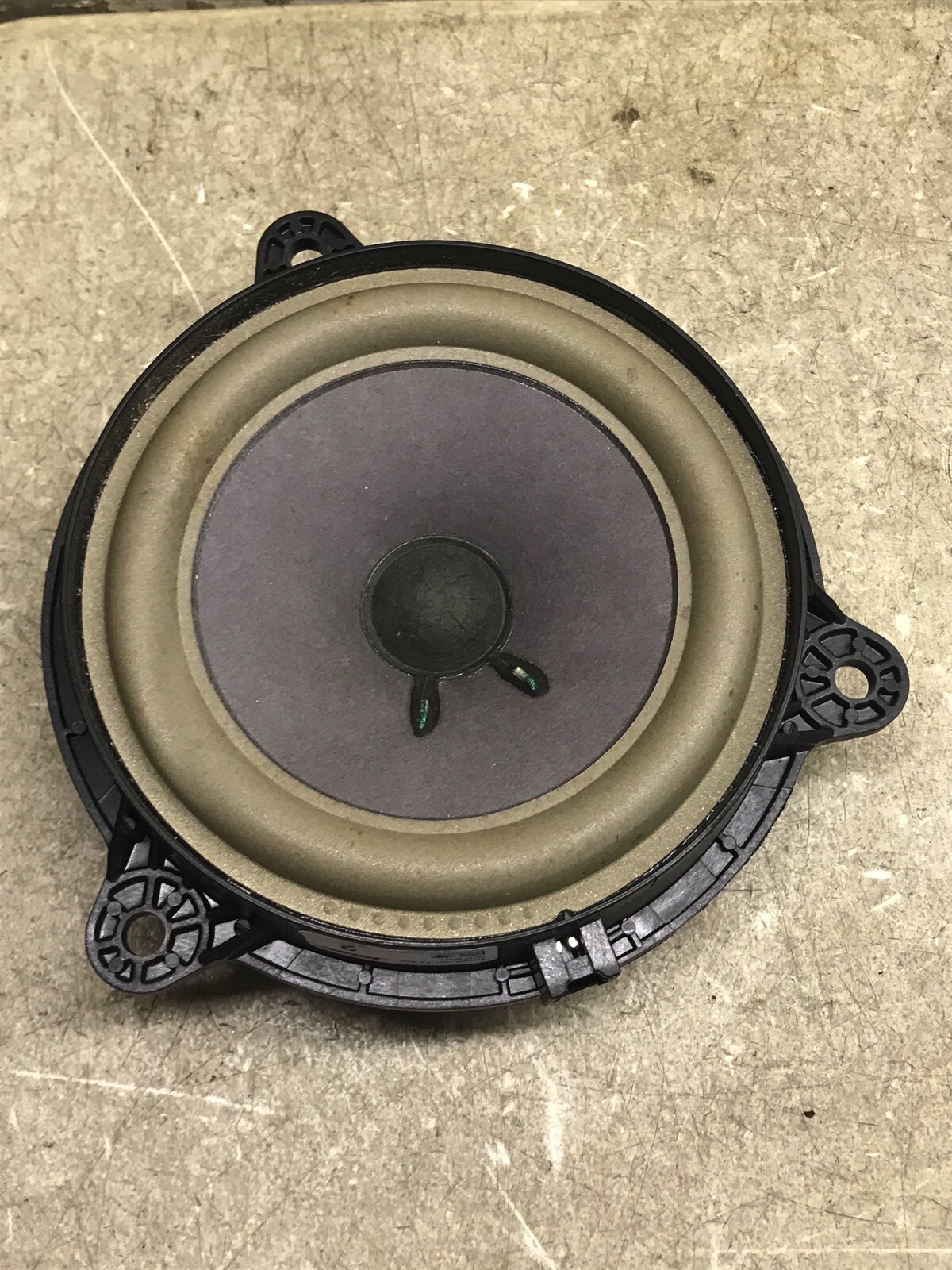 11 12 13 14 15 16 17 Infiniti QX56 QX80 Door Speaker