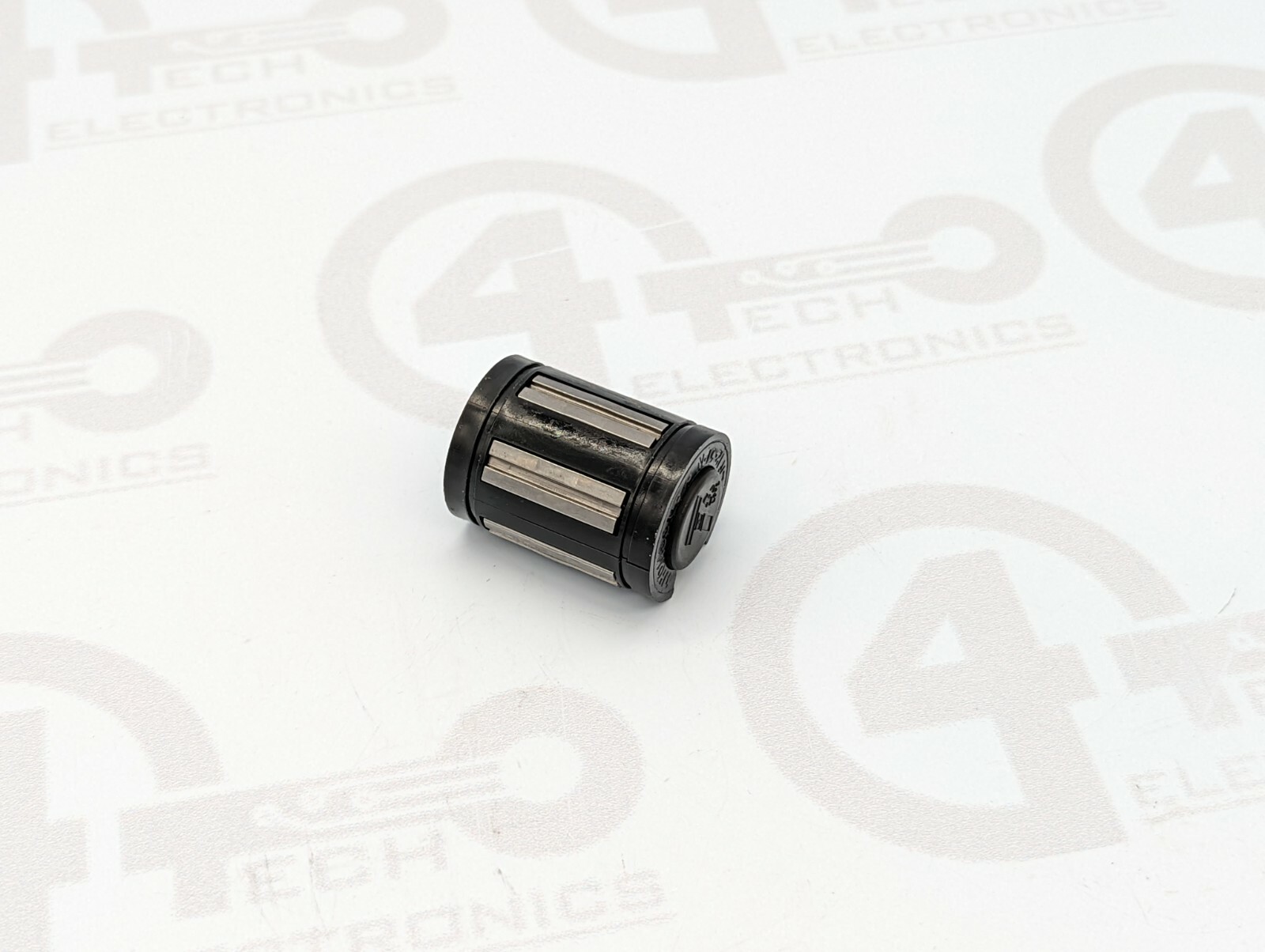 Universal Instruments Ball Bushing 15055000