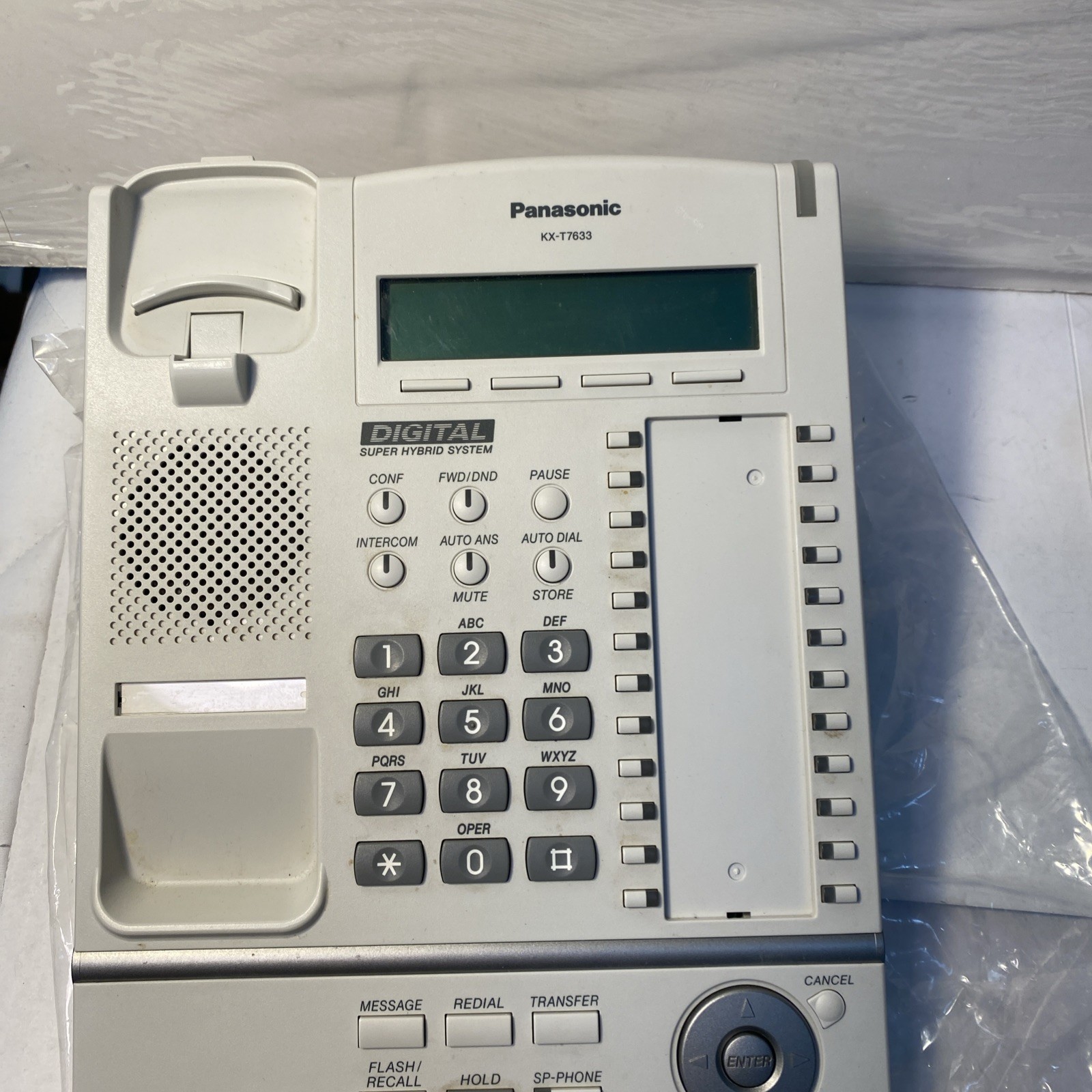 KX T7633 - Digital Super Hybrid System White SAME DAY SHIPPING NICE UNIT!!
