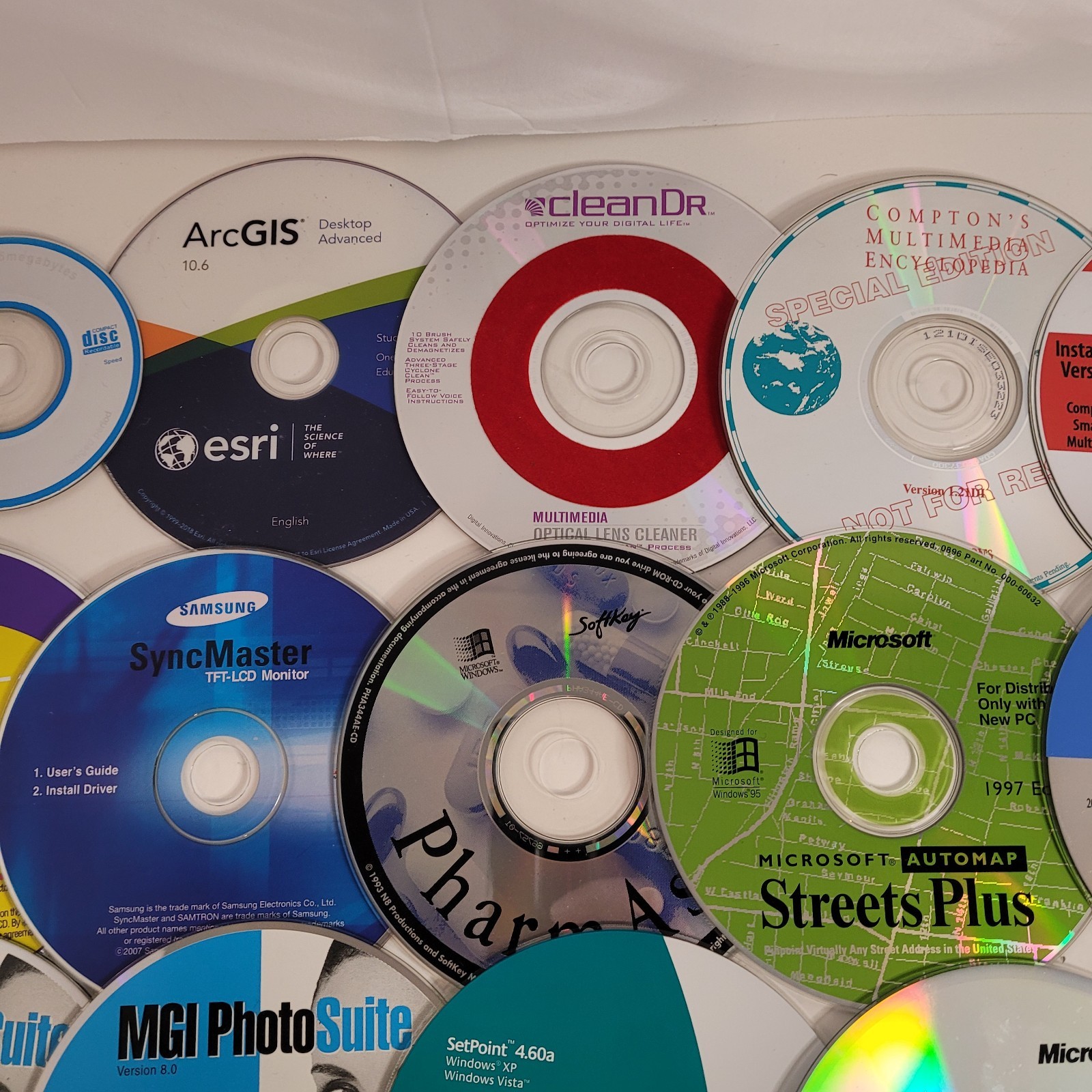 PC Software and Installation Media Lot Microsoft Windows, Family Tree 37 Discs