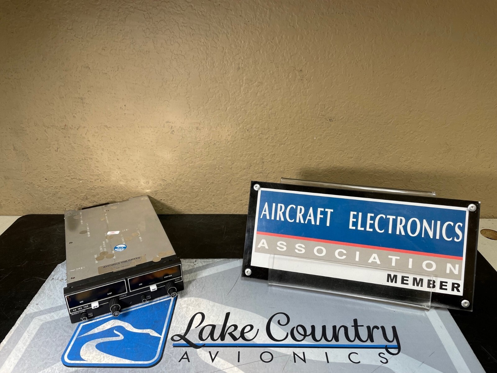 VHF Communication Transceiver KX165 069-1025-26 w/ October 2022 Repaired 8130