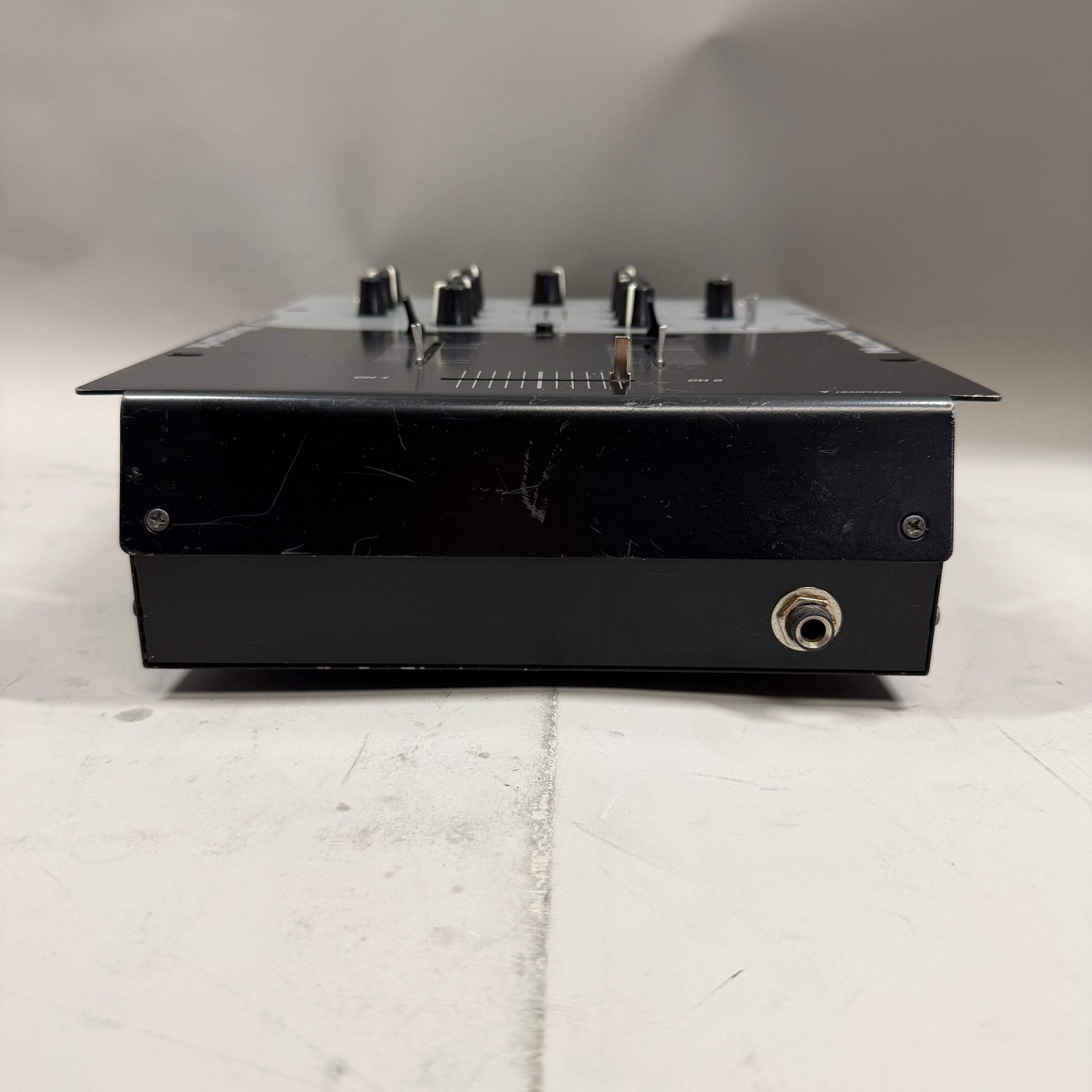 Nurmark Mixer Wired DM1050