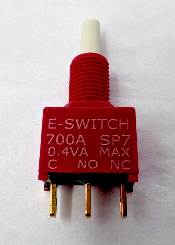 Lot of 3 SPDT Momentary Mini Push Button Switch, 700A 0.4VA SP7 E-Switch