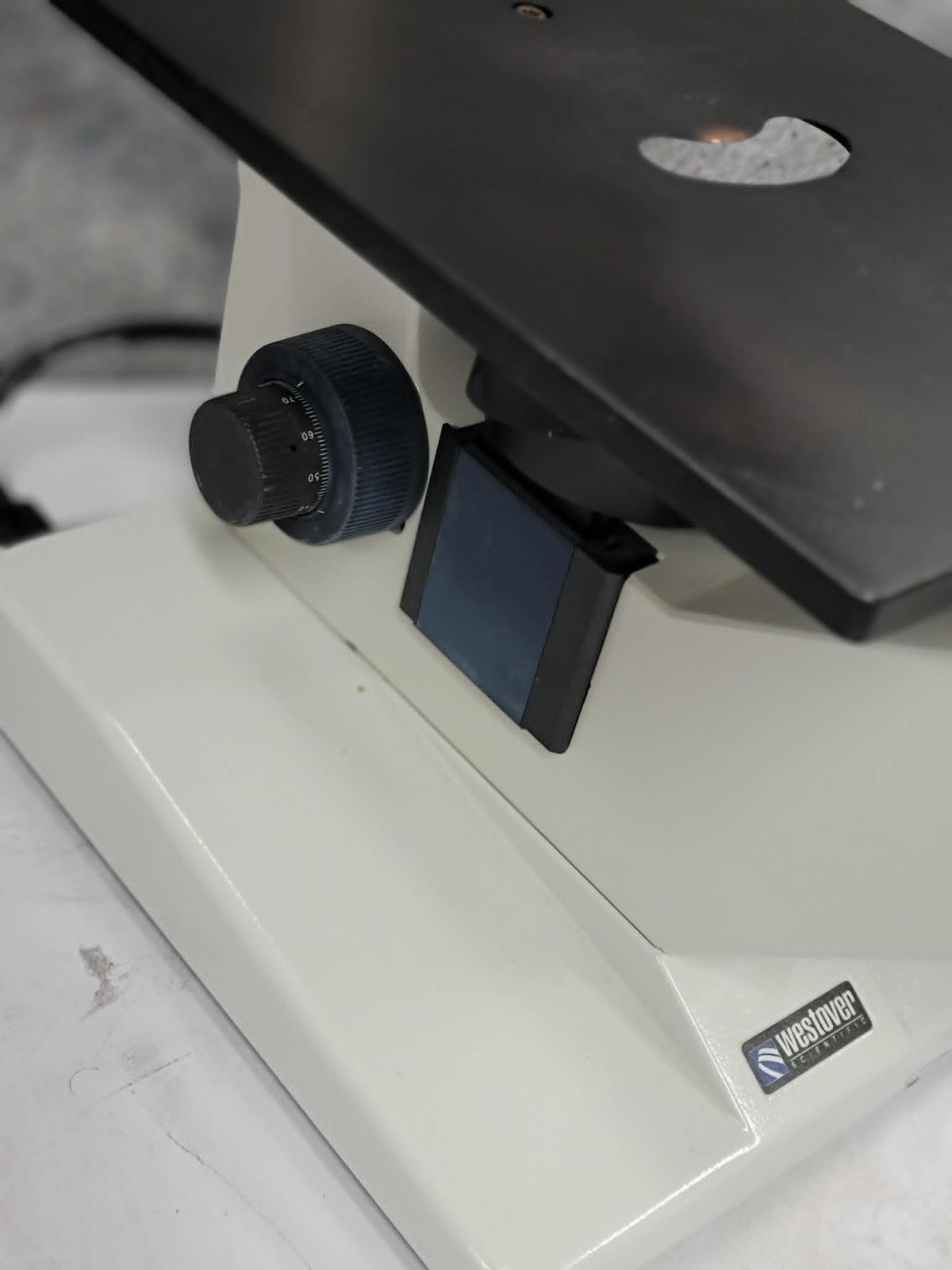 Hund Wetzlar Wilovert 30 Westover Series 8 Inverted Laboratory Microscope