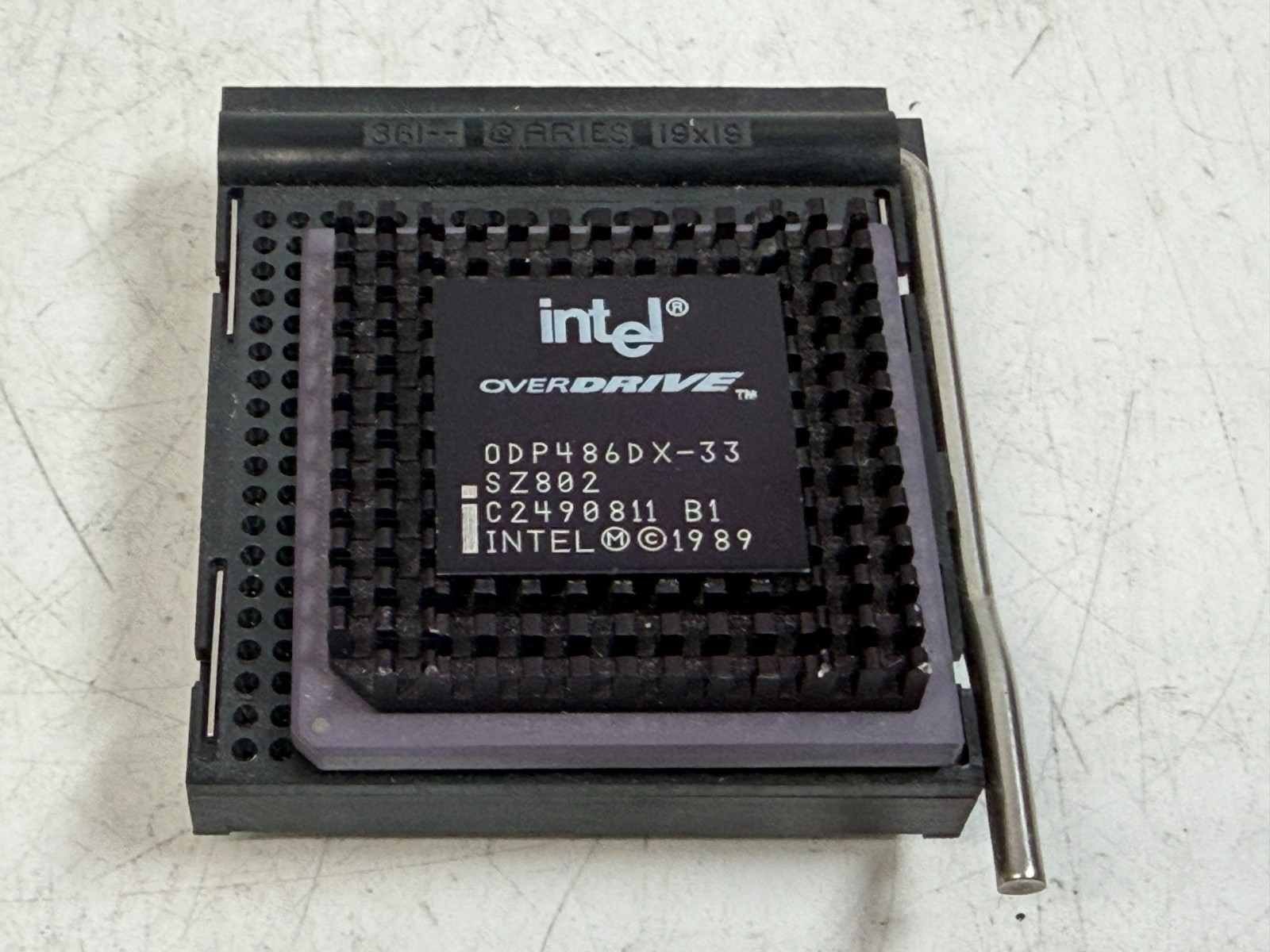 Intel ODP486dX-33 486 OverDrive Processor .