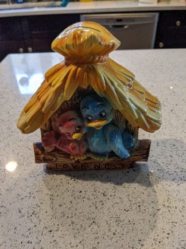 Vintage H7485 Lefton Love Birds Bank in Bird House