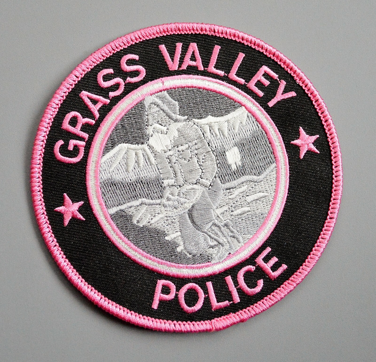 Grass Valley California Pink Police Patch +++ Mint Nevada County CA