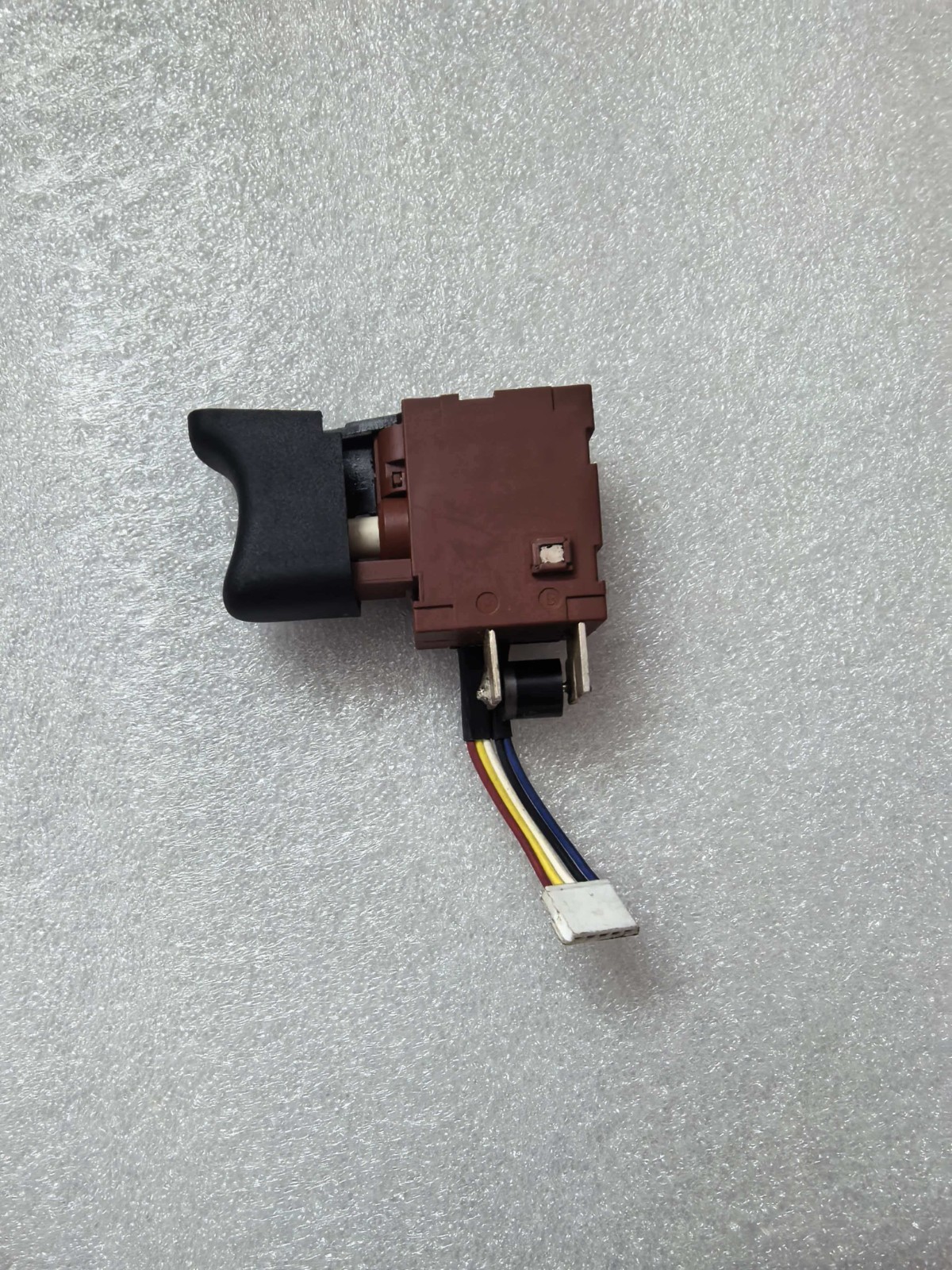 1pcs Defond BGH-1115Z Trigger Switch 15RA 62Vd.c. 1E4 U.T.