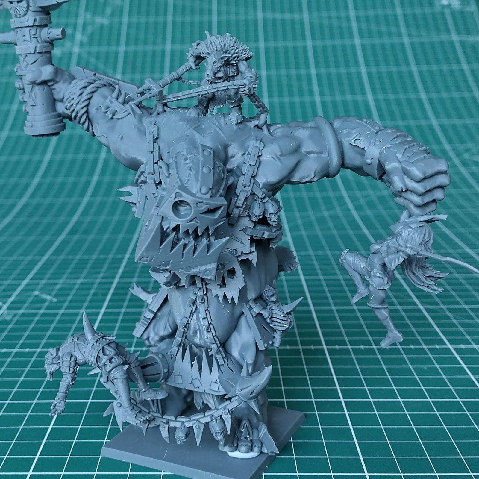 Avatars of War Orc and Goblins Giant (3 variants - Base Included)