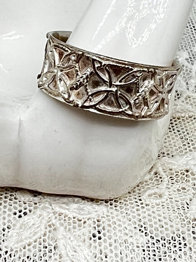 Sterling Silver Handcrafted Artisan Ring Size 8.5"