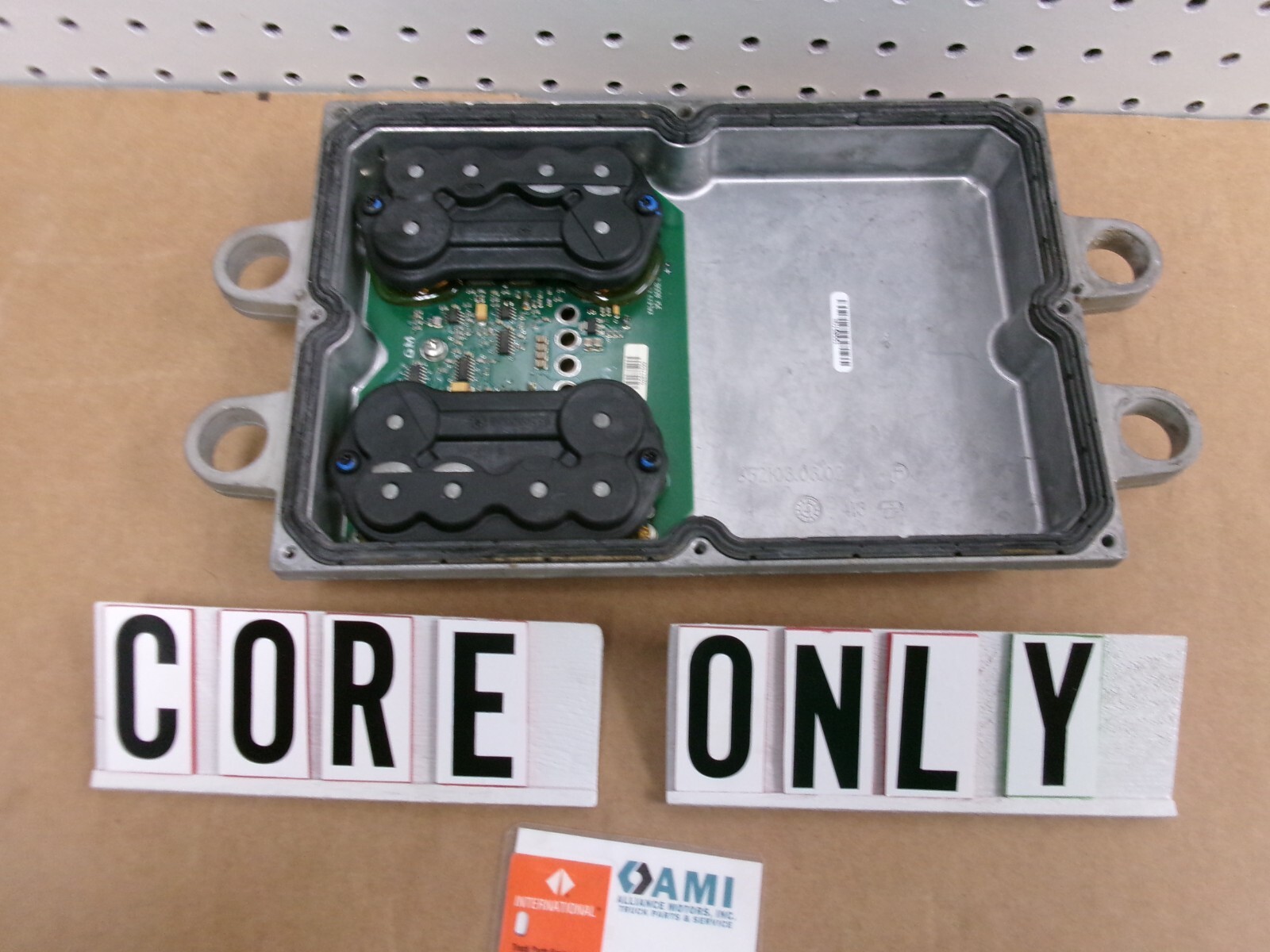 5010598R92 IDM BOTTOM KIT **CORE ONLY**