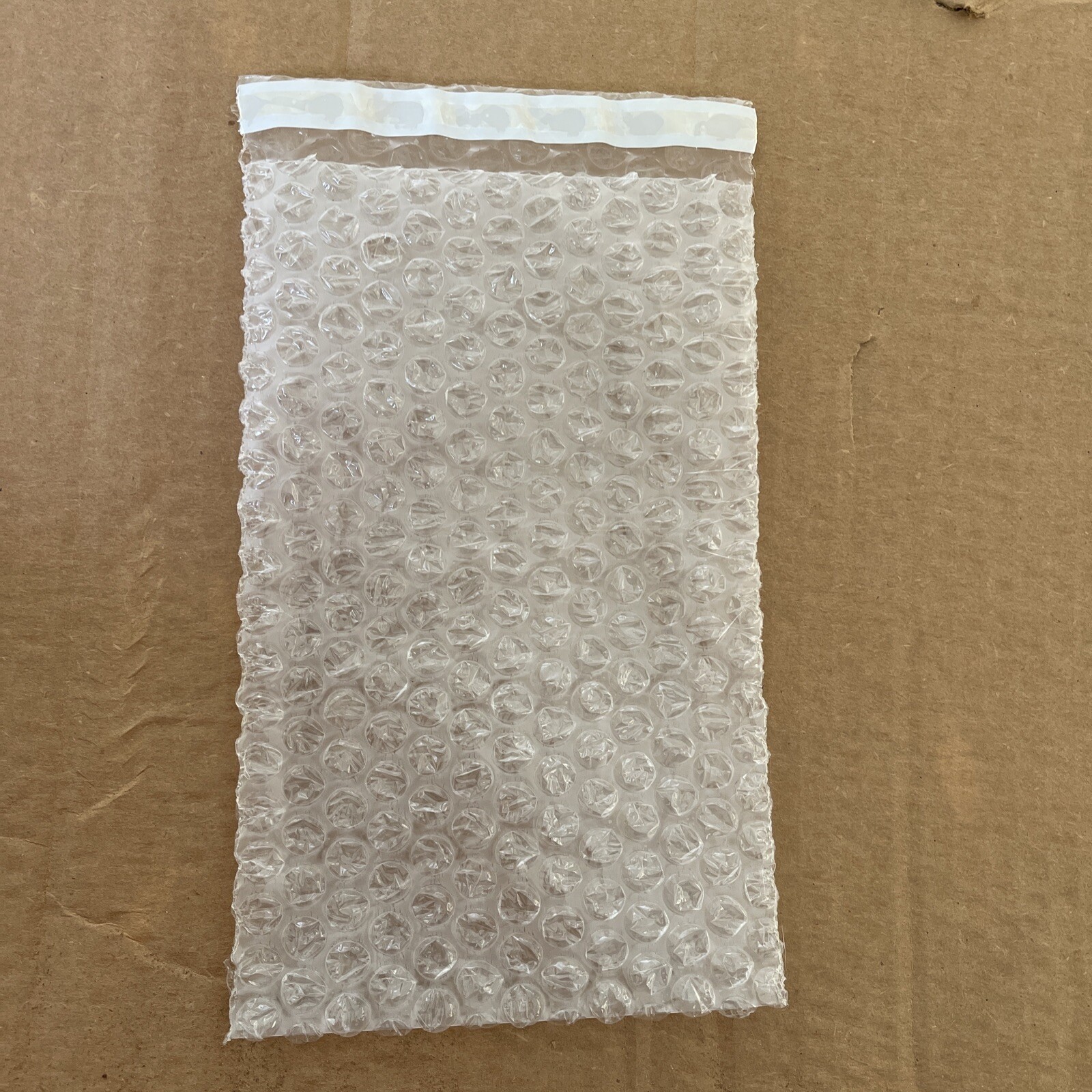 Bubble Out Bags Protective Pouch Lip & Tape 3/16 X 4.5 X 8 Case Of 500