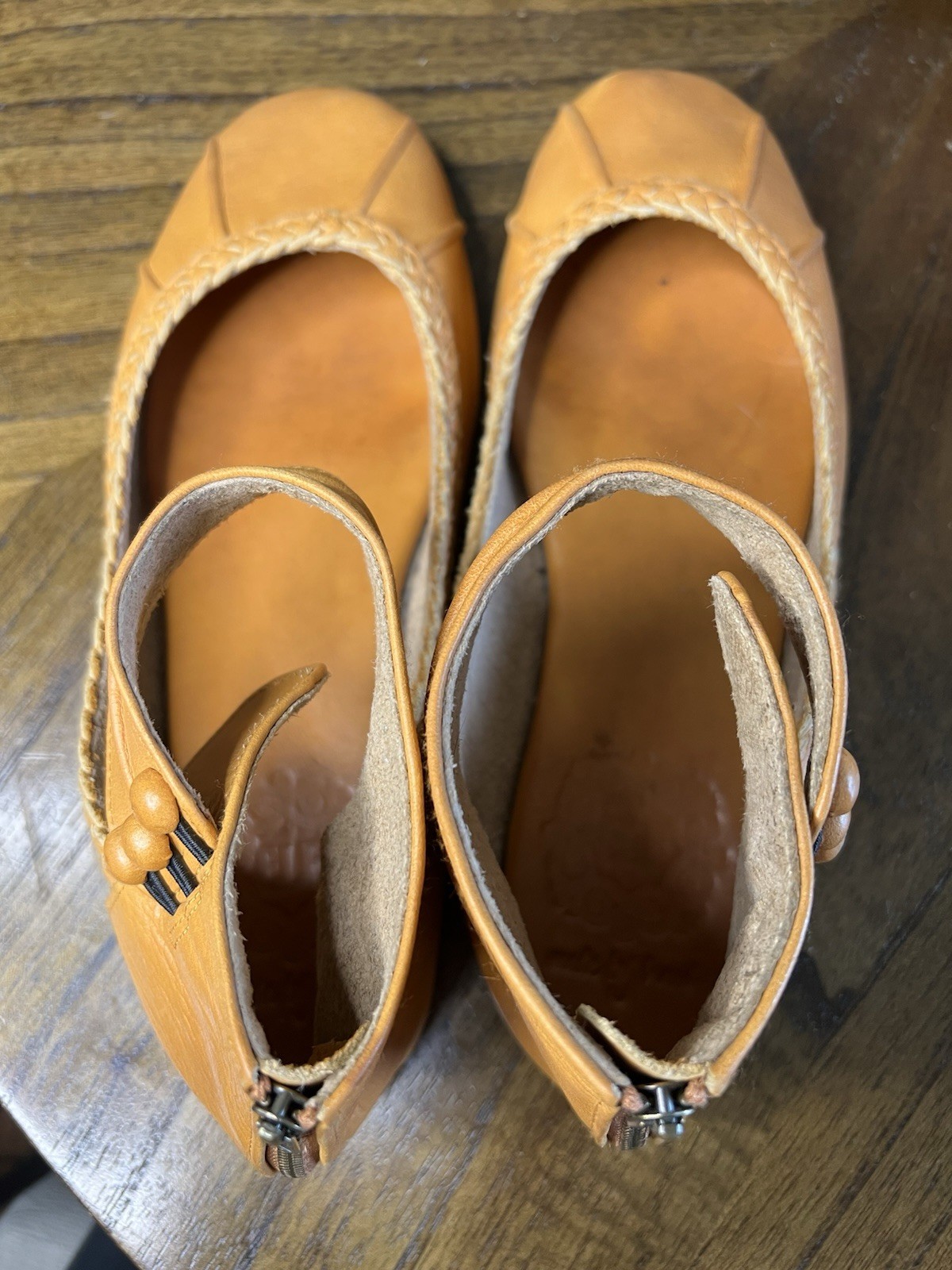 BaliElf Muse Ankle Strap Leather Ballet Flats Size 9 Light Tan