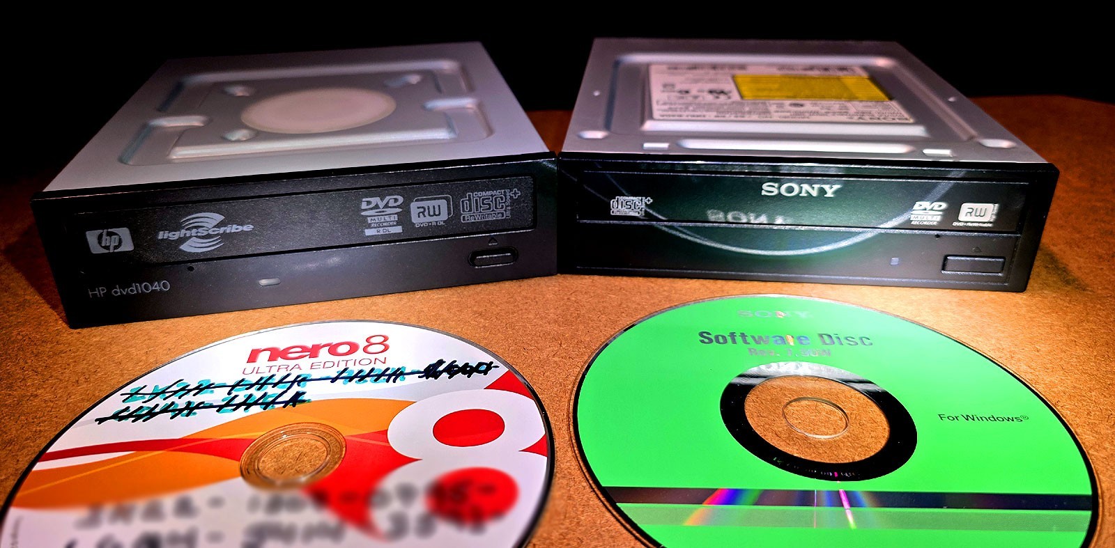 VINTAGE COMPUTER PERIPHERALS DVD Internal Storage Lot - WRITER READER - HP, SONY