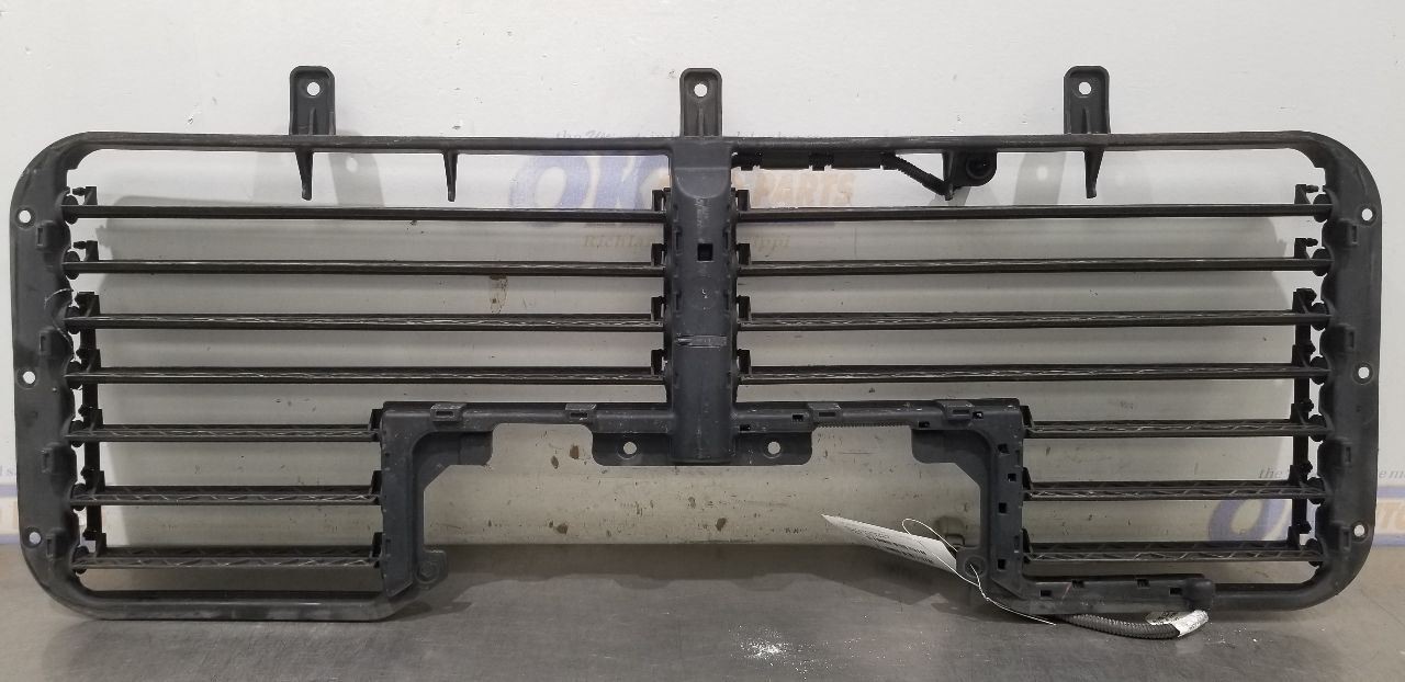 18 GMC SIERRA 1500 5.3L AIR SHUTTER