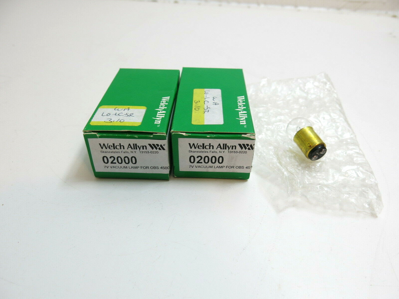 LOT OF 2 NEW WELCH ALLYN 6V VACUUM LAMP BULB FOR OBS 45003 MODEL 02000