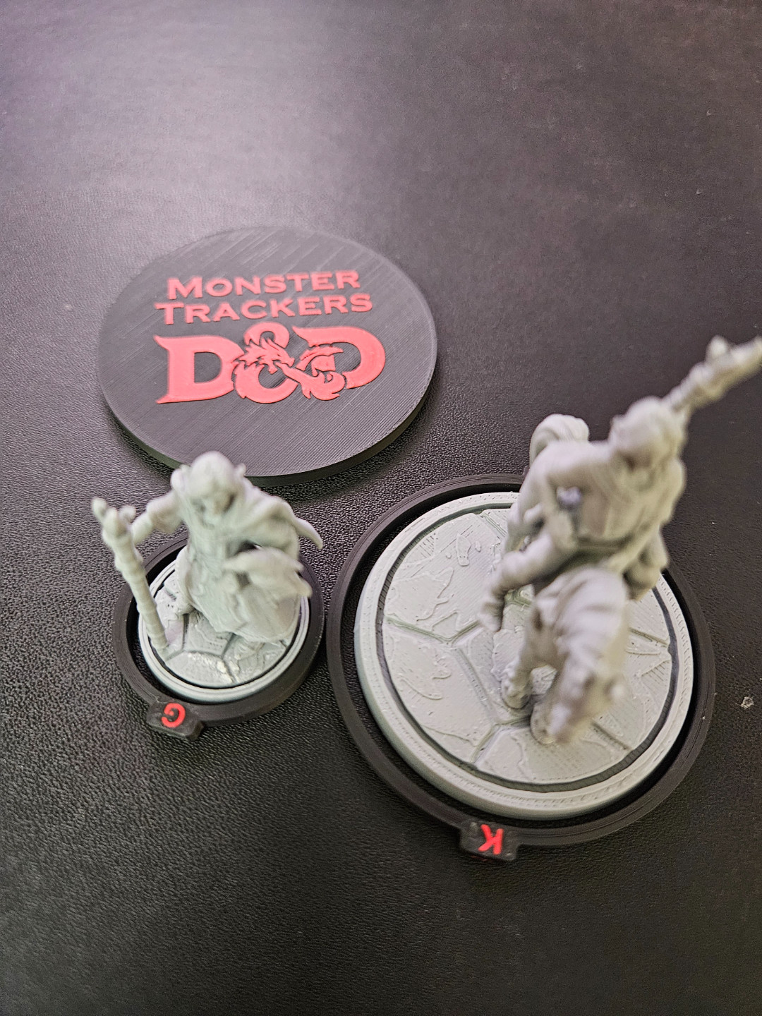 DND Monster Tracker Rings Set with Storage Case Bloodied Status Markers